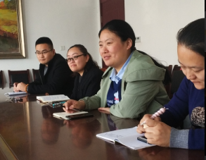 党总支书记黄珍召开2018年班主任动员会议