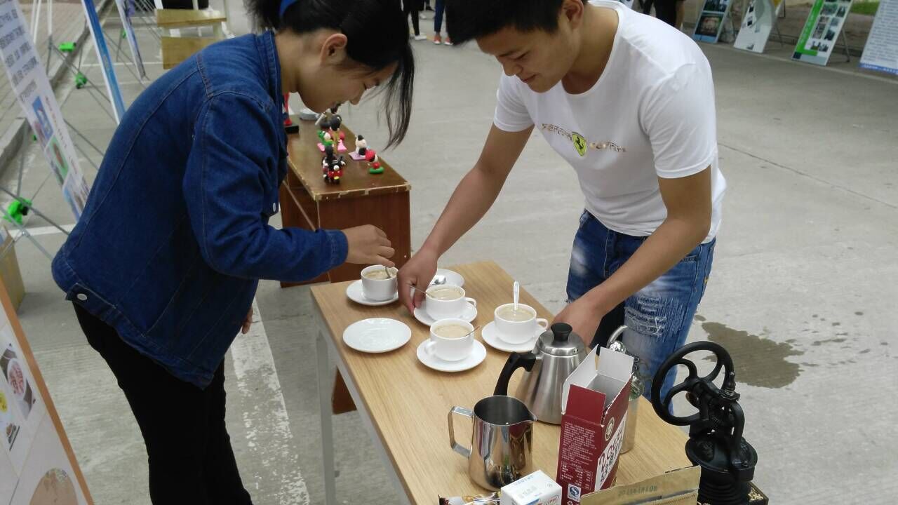品位咖啡西点社团